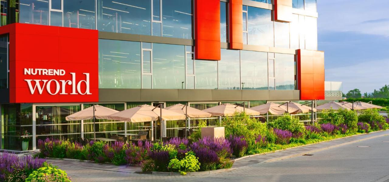 Nutrend World Hotel Olomouc Exterior foto