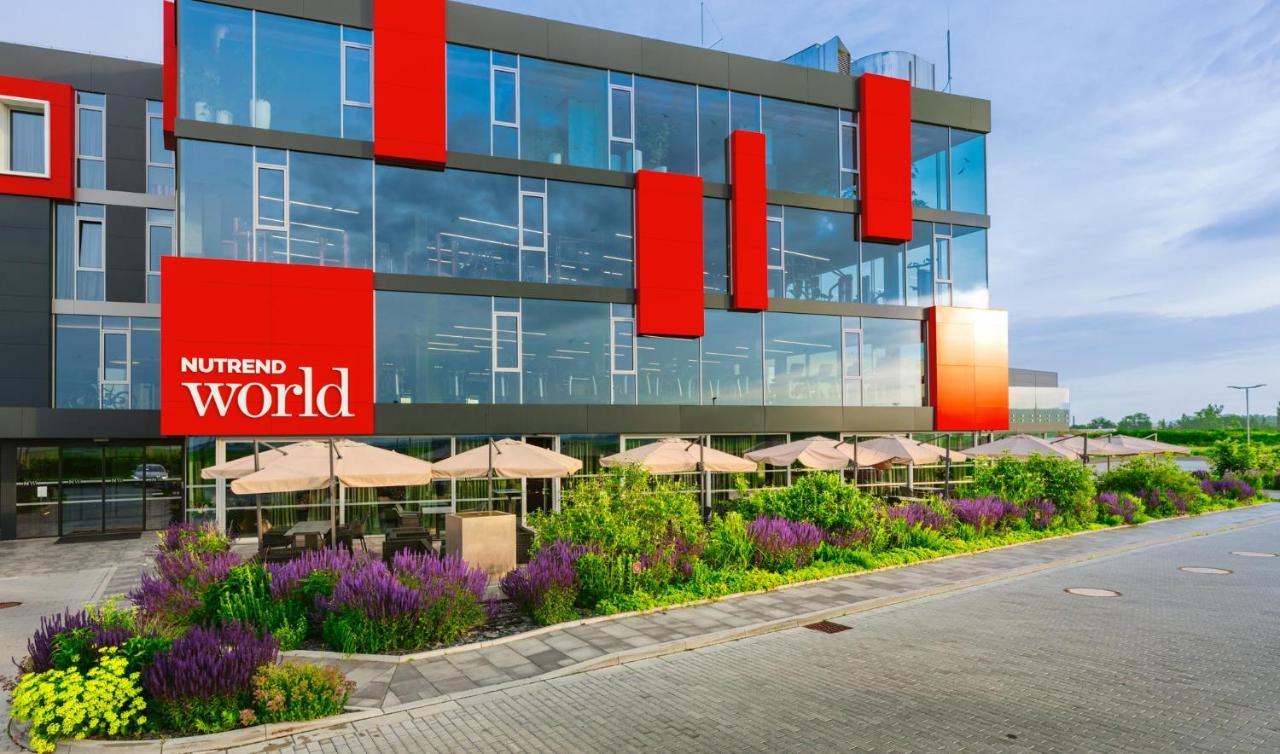Nutrend World Hotel Olomouc Exterior foto